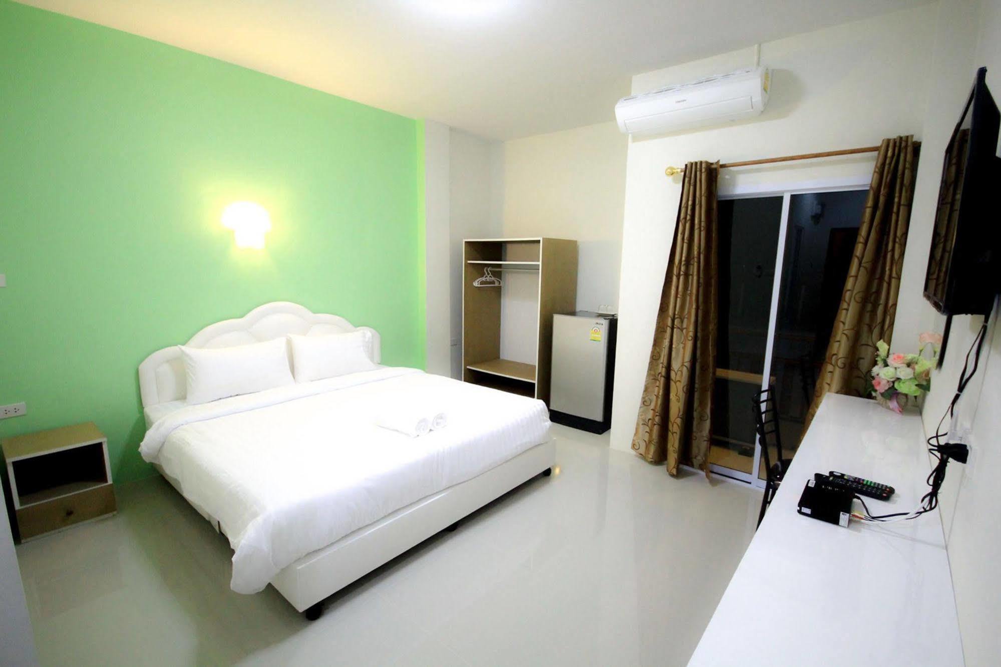 Orapan Place ลำปาง ภายนอก รูปภาพ